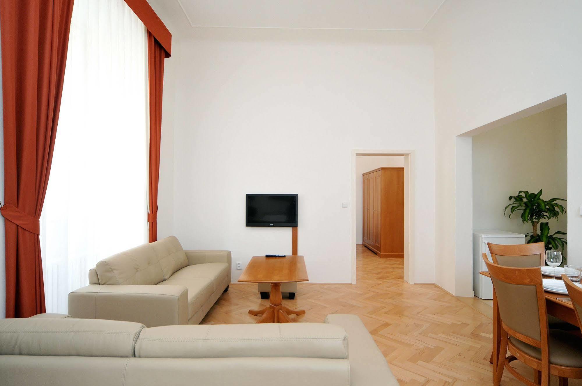 Boutique By Little King Aparthotel Praha