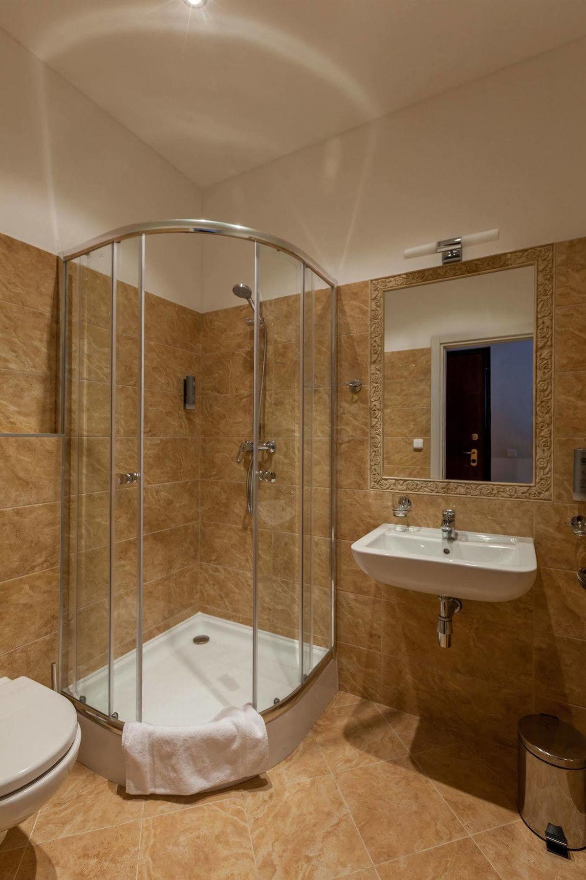 Boutique By Little King Aparthotel